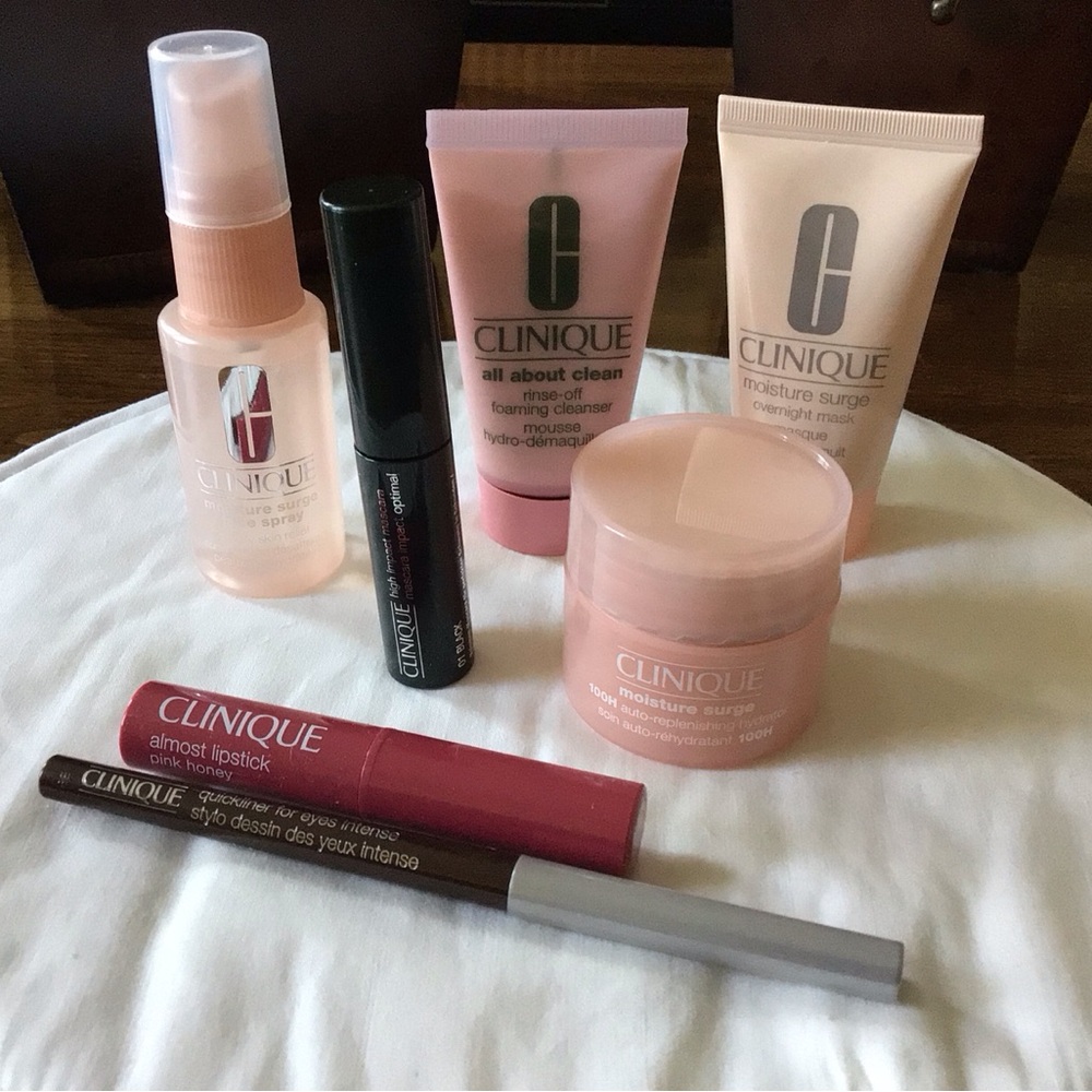 Clinique Travel Skincare and Makeup Set